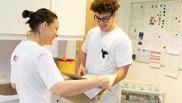 pflegekraefte-patientenakten-280x158